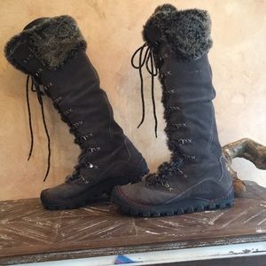 Earth kalso  grey  winter boots tall lace up faux fur  size 9